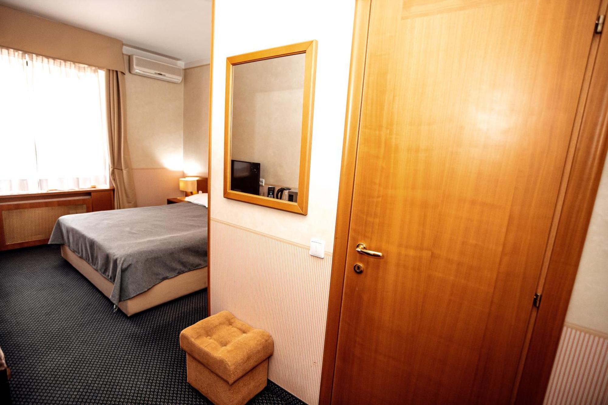 Marko Polo Hotel Aksay Eksteriør bilde